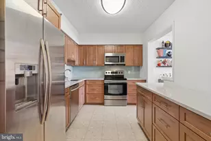 5505 Seminary Rd, Falls Church, VA 22041 - Photo 10