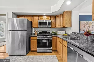 7808 Bellwether Ct, Lorton, VA 22079 - Photo 8