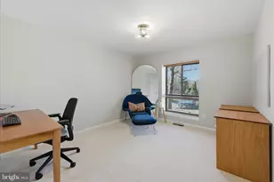 11860 S Lakes Ct, Reston, VA 20191 - Photo 4