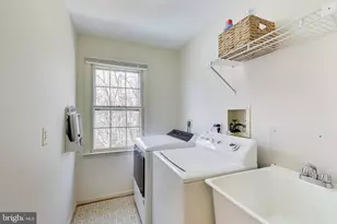 10150 Red Spruce Rd, Fairfax, VA 22032 - Photo 38