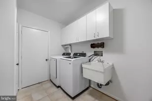 2701 Verily Ct, Oakton, VA 22124 - Photo 36