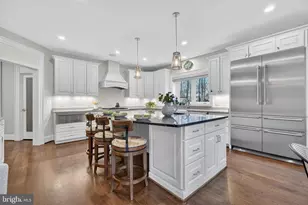 3527 Valeview Dr, Oakton, VA 22124 - Photo 18