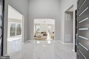 2368 Hunter Mill Rd, Vienna, VA 22181 - Photo 12