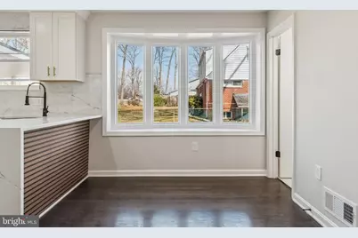 6815 Rolling Road, Springfield, VA 22152 - Photo 22