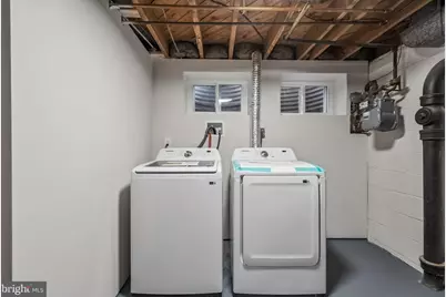 6815 Rolling Road, Springfield, VA 22152 - Photo 40