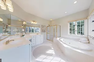 1096 Great Passage Blvd, Great Falls, VA 22066 - Photo 38