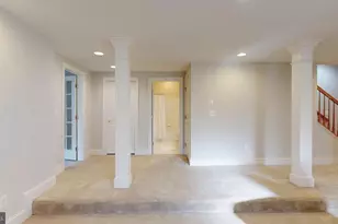 1096 Great Passage Blvd, Great Falls, VA 22066 - Photo 58