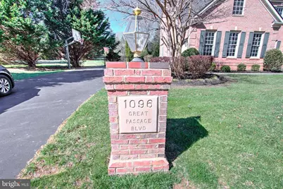 1096 Great Passage Boulevard, Great Falls, VA 22066 - Photo 68