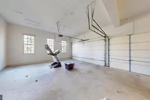 1096 Great Passage Blvd, Great Falls, VA 22066 - Photo 30