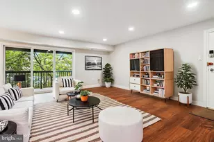 214 Park Terrace Ct SE, Vienna, VA 22180 - Photo 8