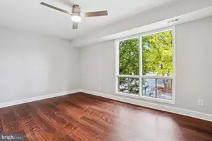 214 Park Terrace Ct SE, Vienna, VA 22180 - Photo 18