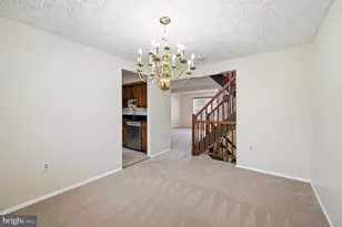 5831 Rock Forest Ct, Centreville, VA 20121 - Photo 4