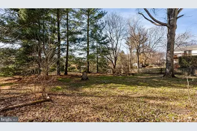 7923 Lewinsville, McLean, VA 22102 - Photo 2