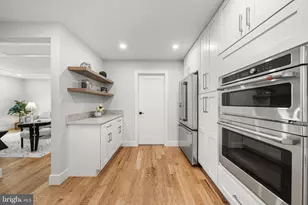 437 Glyndon St NE, Vienna, VA 22180 - Photo 24