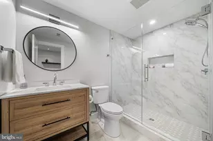 437 Glyndon St NE, Vienna, VA 22180 - Photo 64