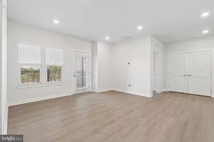 12850 Mosaic Pk Wy, Herndon, VA 20171 - Photo 8