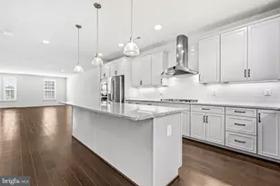 7753 Belvale Dr, Alexandria, VA 22315 - Photo 2