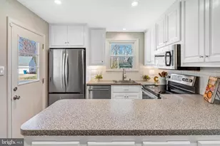 10409 Ashcroft Way, Fairfax, VA 22032 - Photo 18