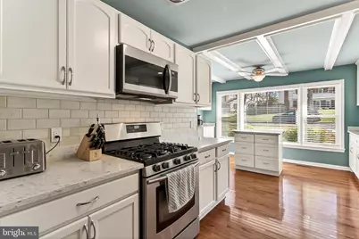 8010 Rockwood Court, Springfield, VA 22153 - Photo 14