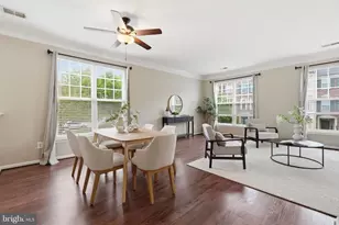 8102 Dove Cottage Ct, Lorton, VA 22079 - Photo 14