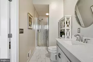 8102 Dove Cottage Ct, Lorton, VA 22079 - Photo 34