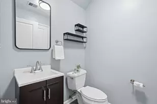 8102 Dove Cottage Ct, Lorton, VA 22079 - Photo 36