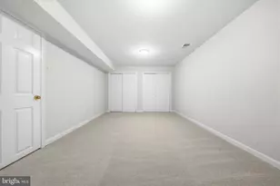 9101 Blue Jug Landing, Burke, VA 22015 - Photo 32