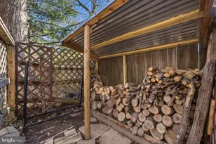 9101 Blue Jug Landing, Burke, VA 22015 - Photo 46