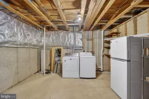 7265 Kousa Ln, Springfield, VA 22152 - Photo 30