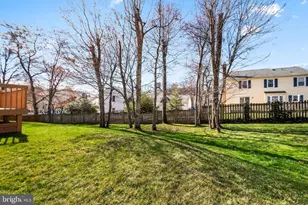 9005 Penn Manor Ct, Springfield, VA 22153 - Photo 36