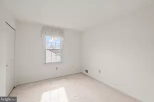 9005 Penn Manor Ct, Springfield, VA 22153 - Photo 18