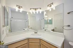 4413 Fair Stone Dr, Fairfax, VA 22033 - Photo 18