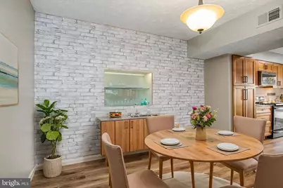 6105 Hoskins Hollow Circle, Centreville, VA 20121 - Photo 12