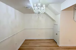 9833 Hagel Cir, Lorton, VA 22079 - Photo 6