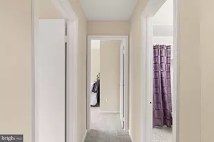 6027 Ridge Ford Dr, Burke, VA 22015 - Photo 32