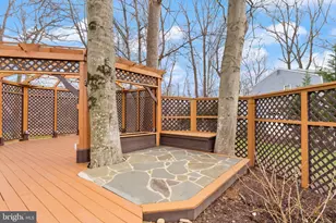 6027 Ridge Ford Dr, Burke, VA 22015 - Photo 56