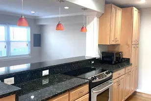 9518 Hagel Cir, Lorton, VA 22079 - Photo 10