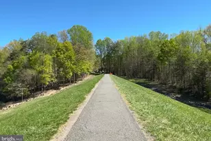 8225 Burning Forest Ct, Springfield, VA 22153 - Photo 36