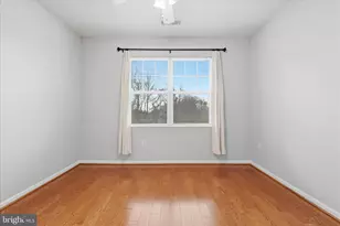 12124 Garden Ridge Ln, Fairfax, VA 22030 - Photo 20