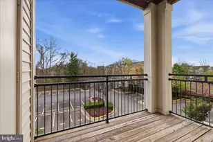 12124 Garden Ridge Ln, Fairfax, VA 22030 - Photo 24