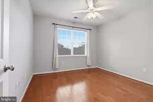 12124 Garden Ridge Ln, Fairfax, VA 22030 - Photo 18