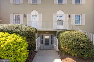 14403 Turin Ln, Centreville, VA 20121 - Photo 4