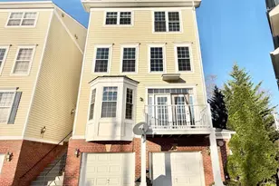 13600 Salk St, Herndon, VA 20171 - Photo 36