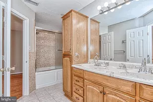 4037 Kimberley Glen Ct, Chantilly, VA 20151 - Photo 32