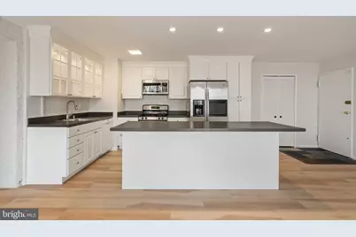 7753 Patriot Drive #46, Annandale, VA 22003 - Photo 8