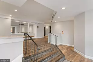 7753 Patriot Dr, Annandale, VA 22003 - Photo 4