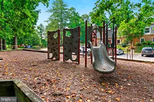 8360B Dunham Ct, Springfield, VA 22152 - Photo 30