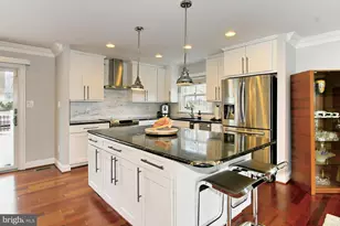 212 Ross Dr SW, Vienna, VA 22180 - Photo 16