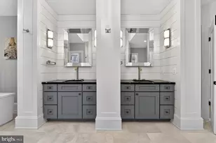 7002 River Oaks Dr, McLean, VA 22101 - Photo 24