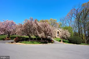 2713 Silkwood Ct, Oakton, VA 22124 - Photo 72